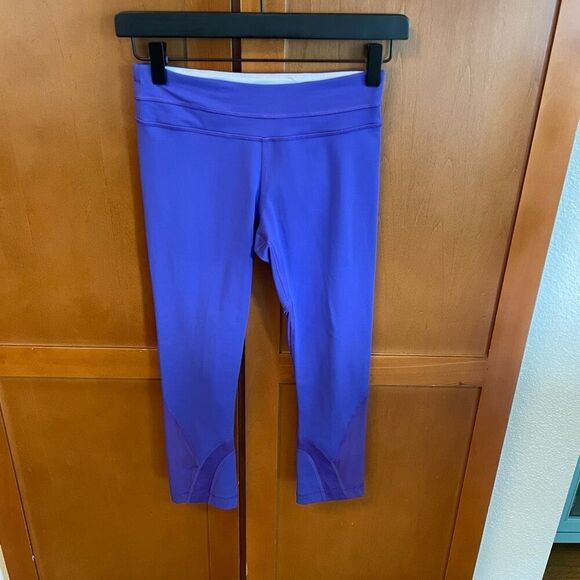 Lululemon Crop Leggings Size 6 - Picture 10 of 10
